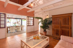 Living room - Dolphin Foto's
